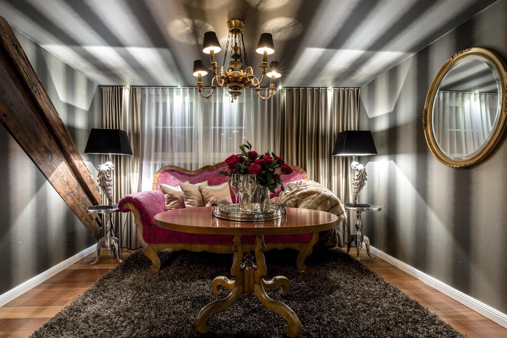Gutwinski Hotel Фелдкирх Екстериор снимка