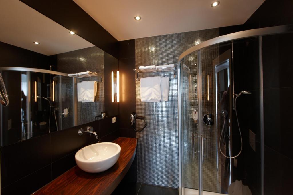 Gutwinski Hotel Фелдкирх Екстериор снимка